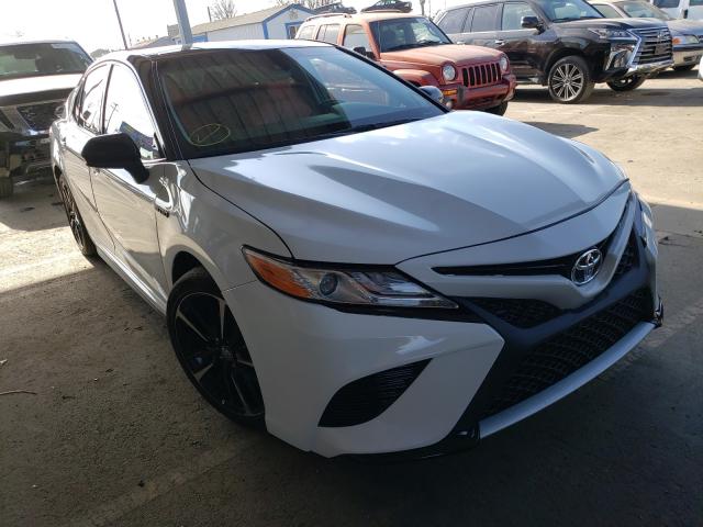 TOYOTA CAMRY 2018 4t1b61hk0ju150389