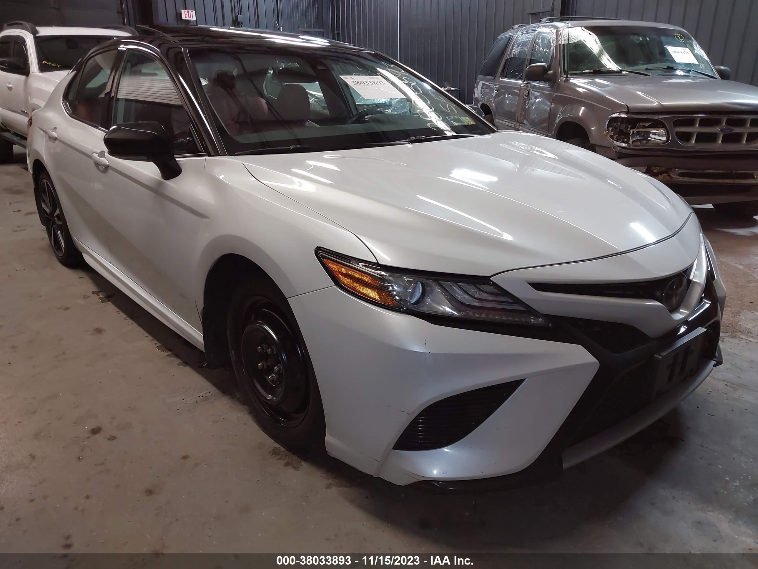 TOYOTA CAMRY 2019 4t1b61hk0ku220202