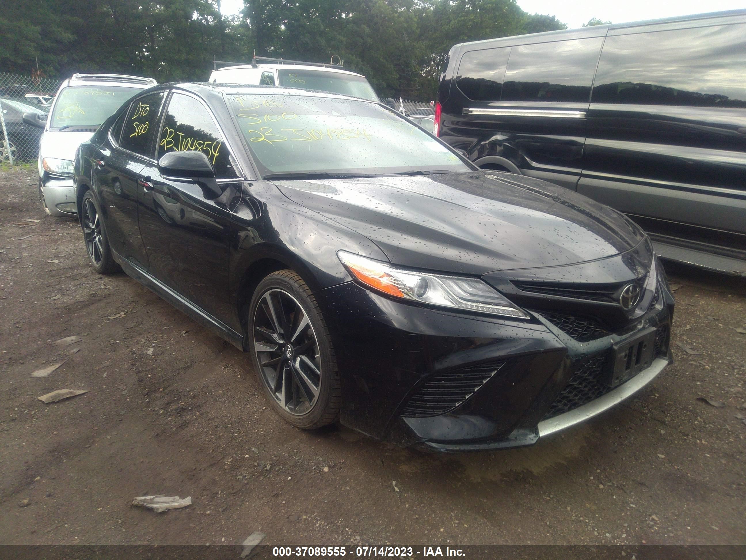 TOYOTA CAMRY 2019 4t1b61hk0ku728556