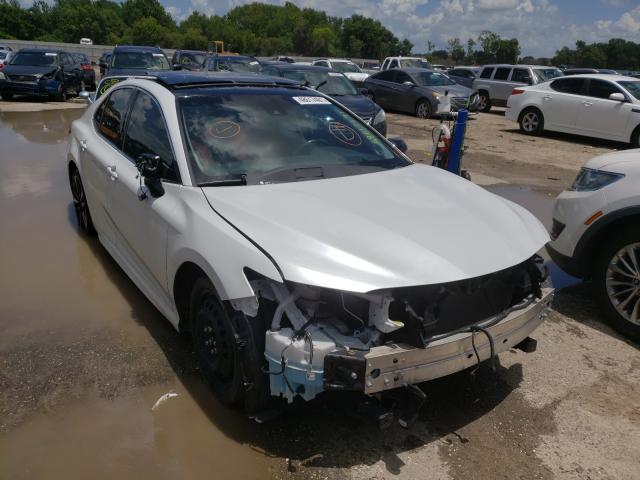 TOYOTA CAMRY XSE 2018 4t1b61hk1ju024977