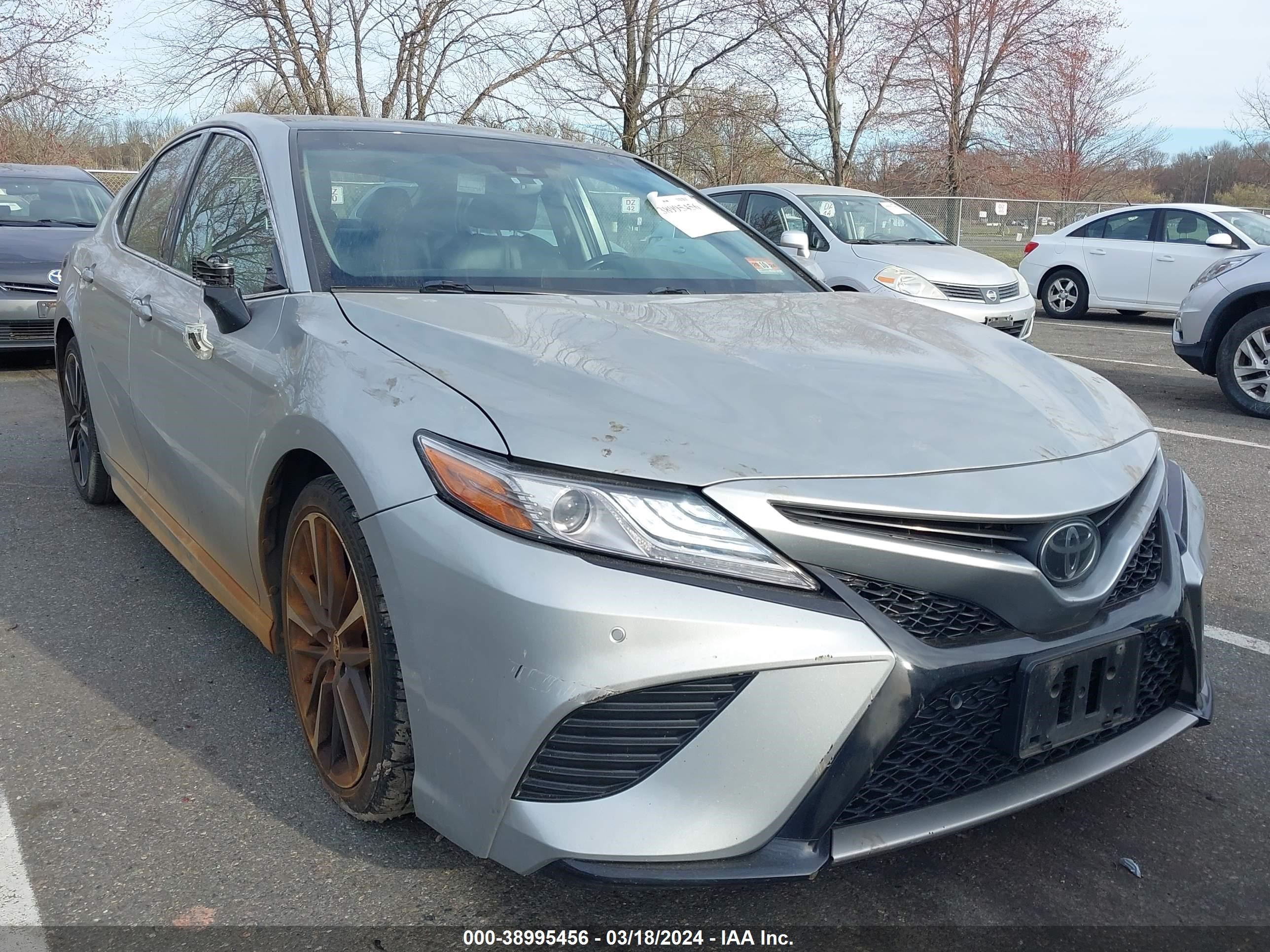 TOYOTA CAMRY 2018 4t1b61hk1ju027166