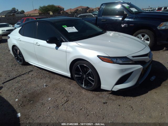 TOYOTA CAMRY 2018 4t1b61hk2ju079695