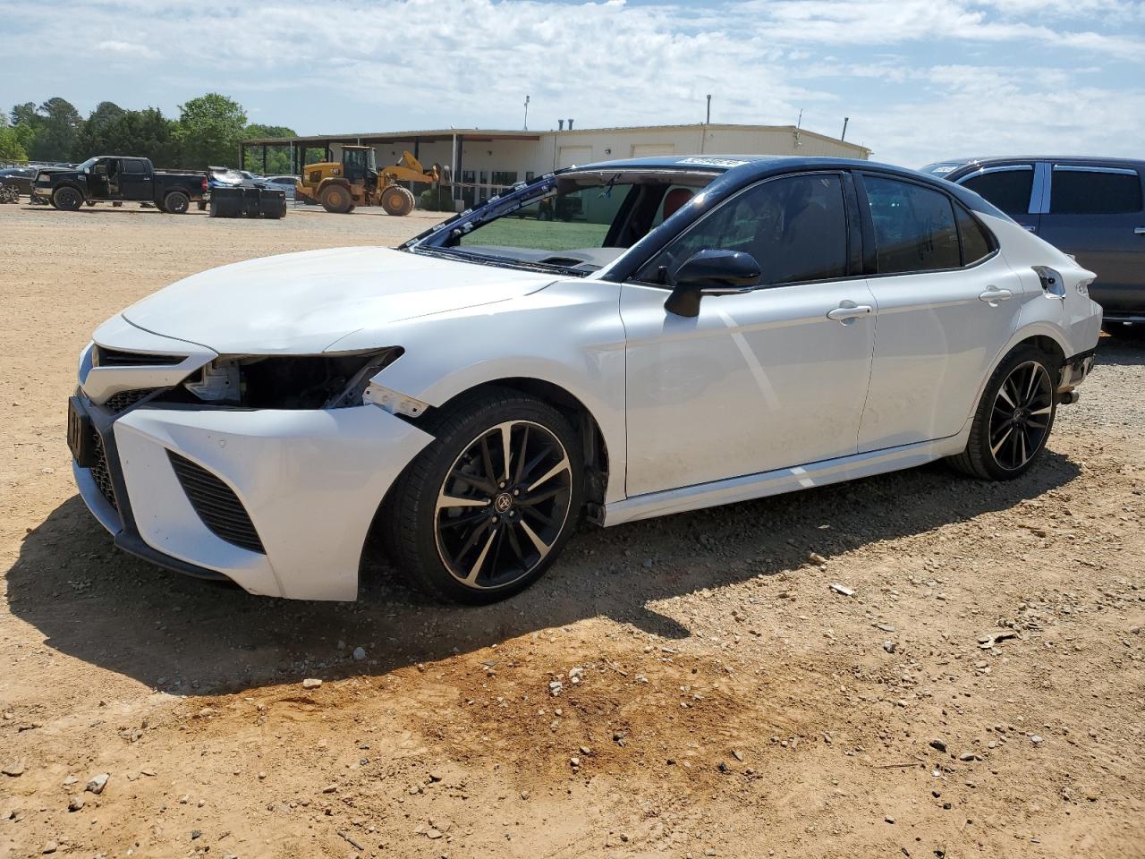 TOYOTA CAMRY 2018 4t1b61hk2ju139300