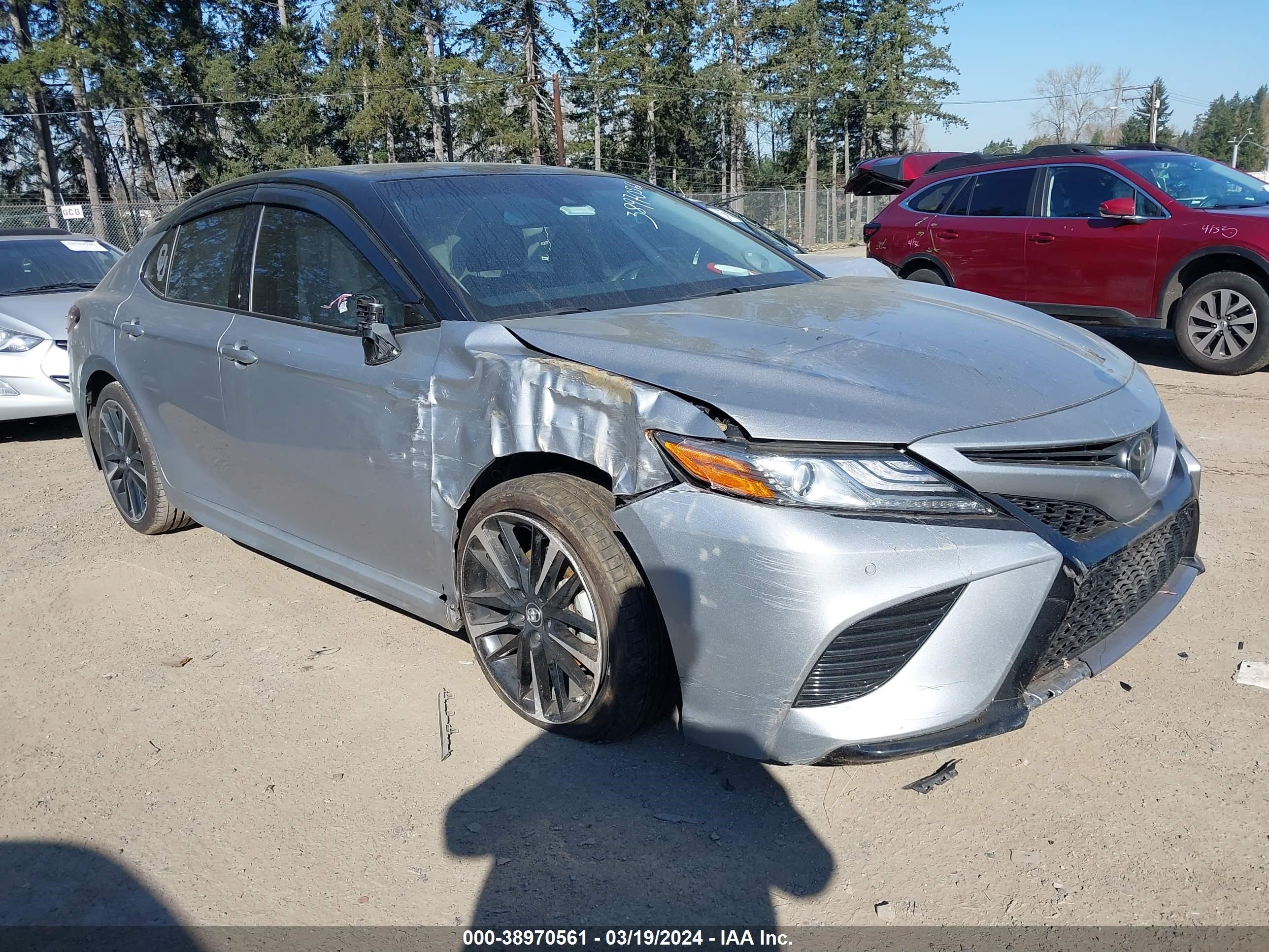 TOYOTA CAMRY 2018 4t1b61hk2ju152063