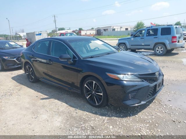 TOYOTA CAMRY 2018 4t1b61hk3ju014628