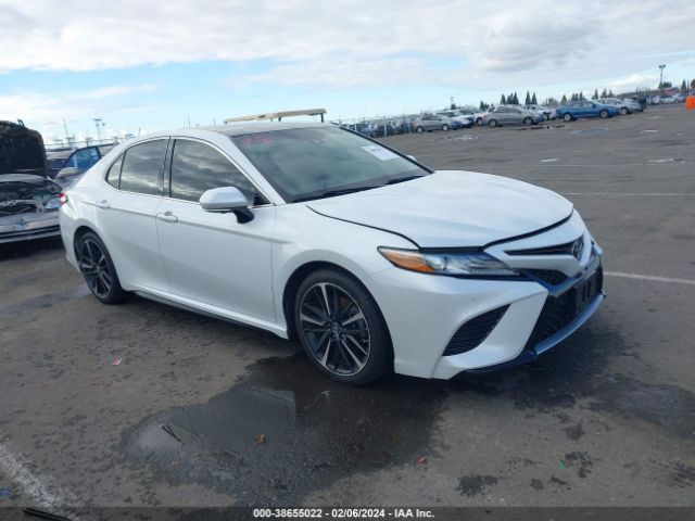 TOYOTA CAMRY 2018 4t1b61hk3ju035205