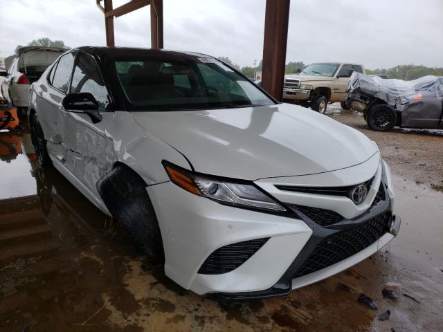 TOYOTA CAMRY XSE 2018 4t1b61hk5ju123849