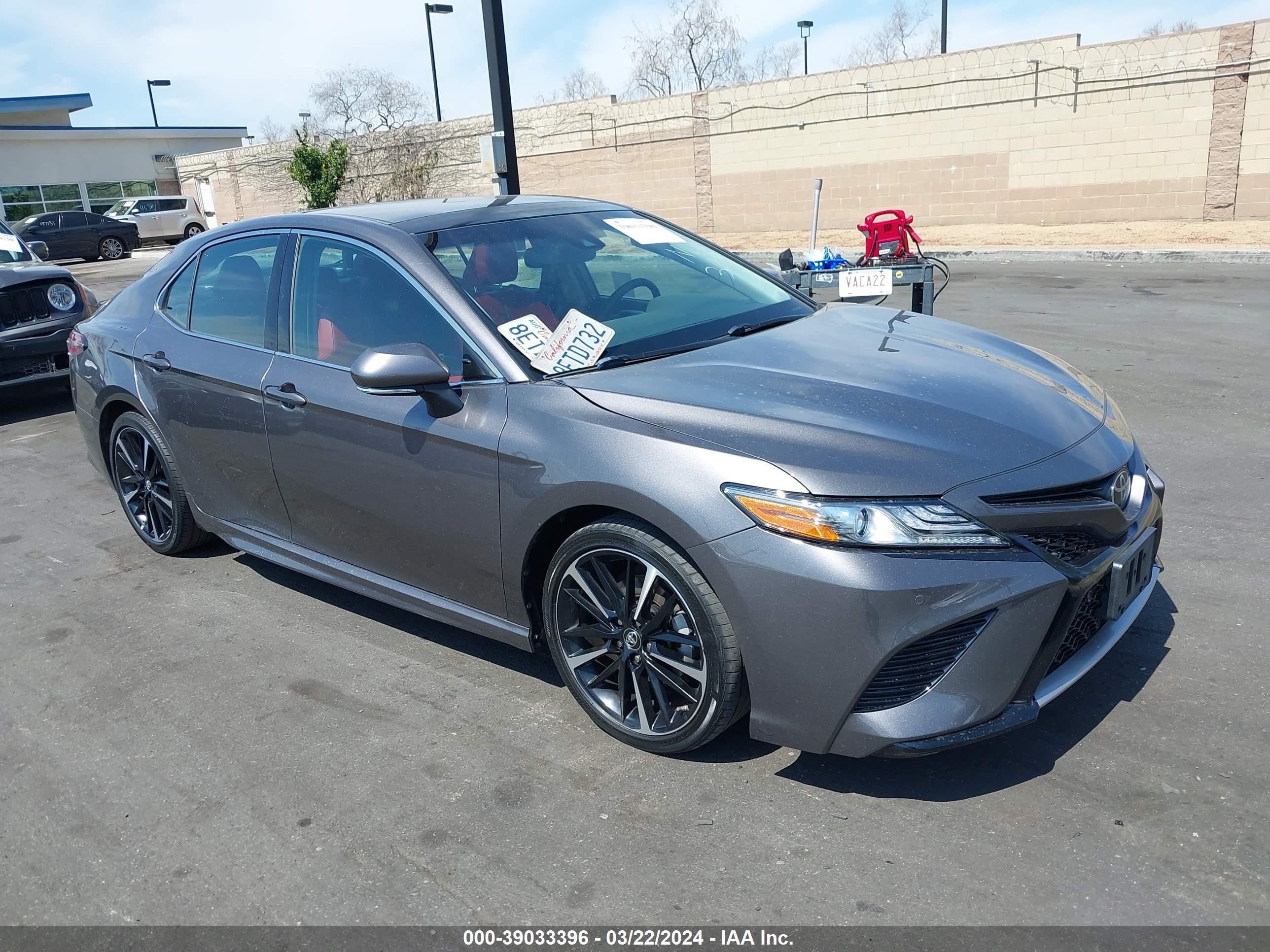 TOYOTA CAMRY 2018 4t1b61hk5ju133278