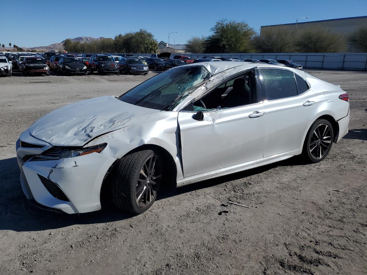 TOYOTA CAMRY 2018 4t1b61hk6ju010041