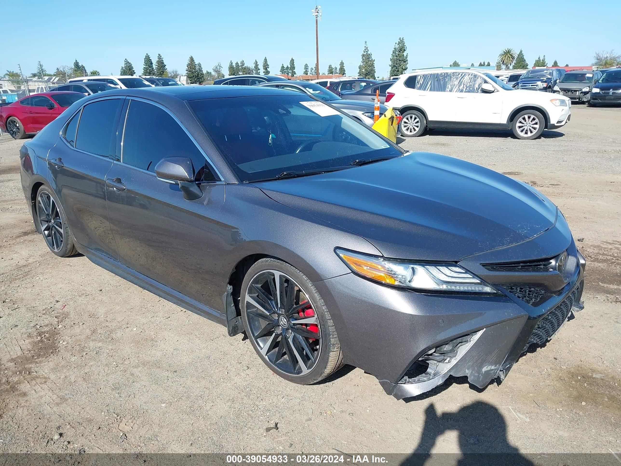 TOYOTA CAMRY 2018 4t1b61hk6ju126310