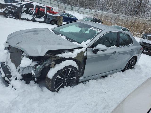 TOYOTA CAMRY 2018 4t1b61hk7ju009156