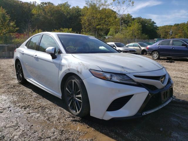 TOYOTA CAMRY XSE 2018 4t1b61hk7ju077103