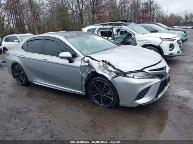 TOYOTA CAMRY 2018 4t1b61hk8ju080186