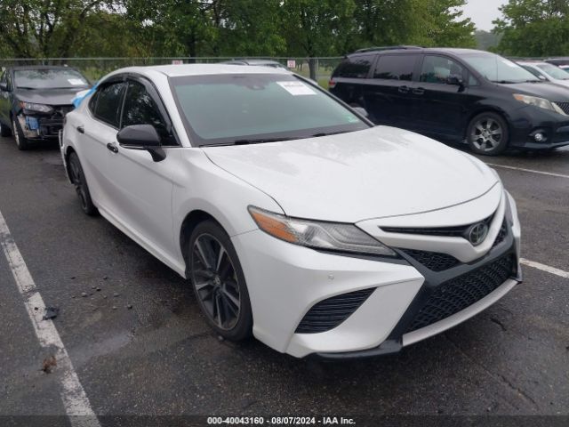 TOYOTA CAMRY 2018 4t1b61hk8ju104292