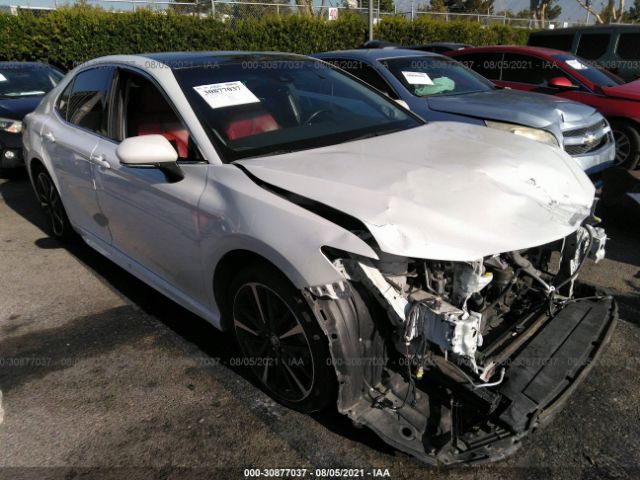 TOYOTA CAMRY 2018 4t1b61hk8ju140953