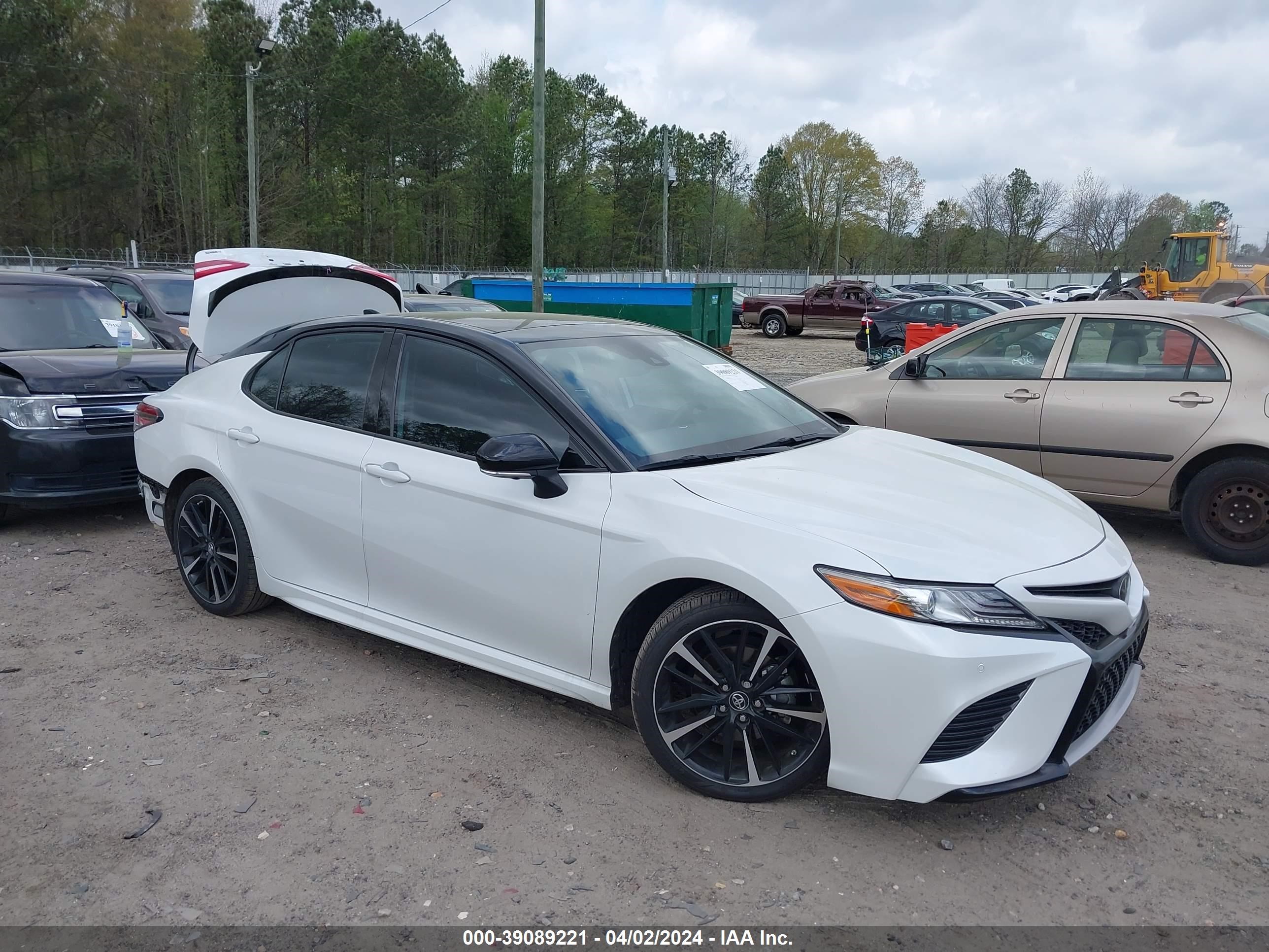 TOYOTA CAMRY 2019 4t1b61hk8ku293544