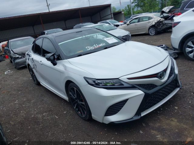 TOYOTA CAMRY 2018 4t1b61hk9ju012124