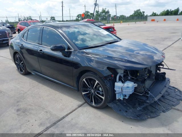 TOYOTA CAMRY 2018 4t1b61hk9ju038772