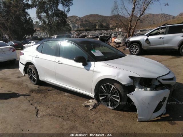 TOYOTA CAMRY 2018 4t1b61hk9ju045852