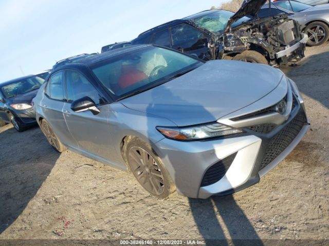 TOYOTA CAMRY 2018 4t1b61hk9ju065325