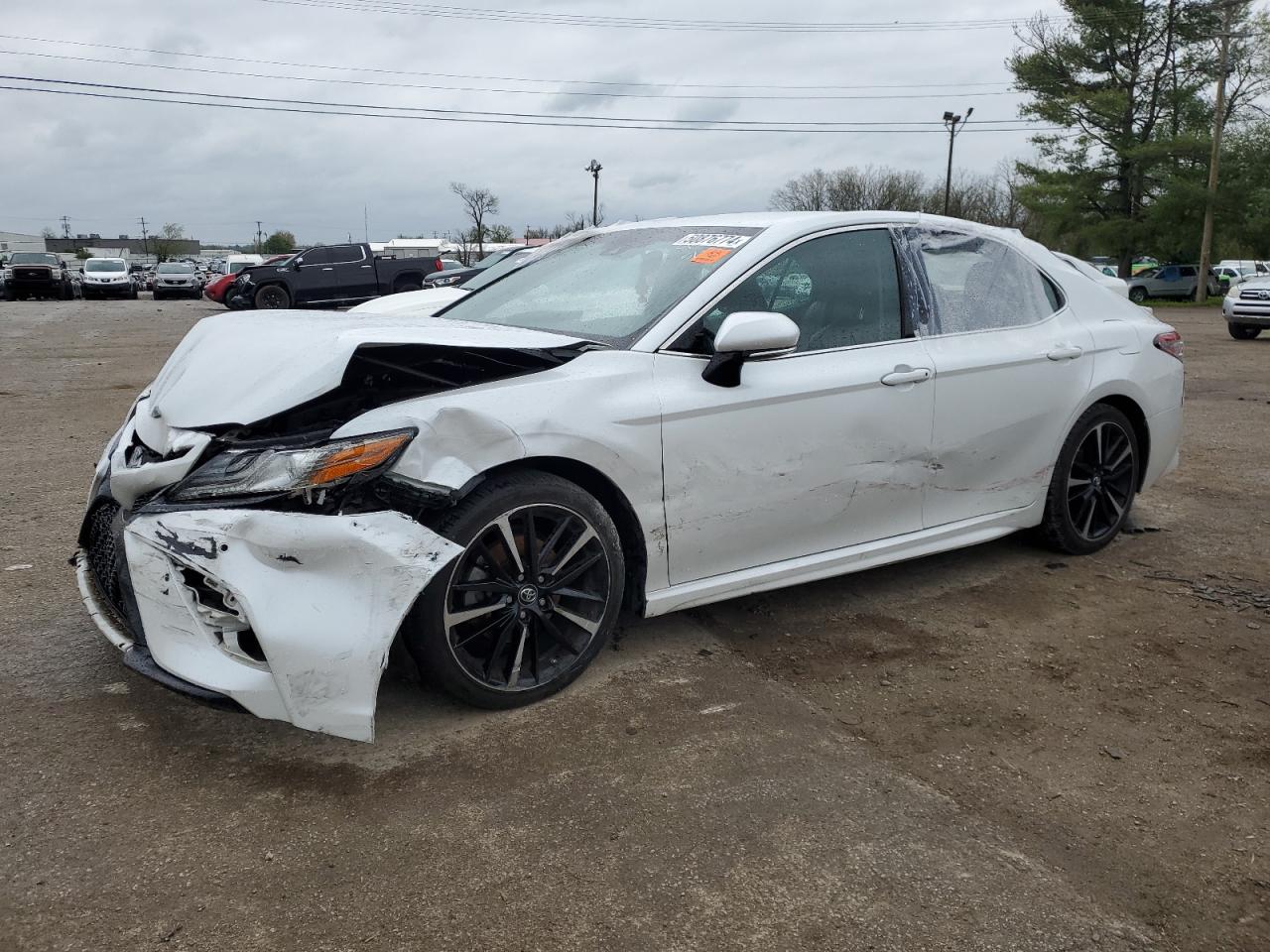 TOYOTA CAMRY 2018 4t1b61hk9ju139472