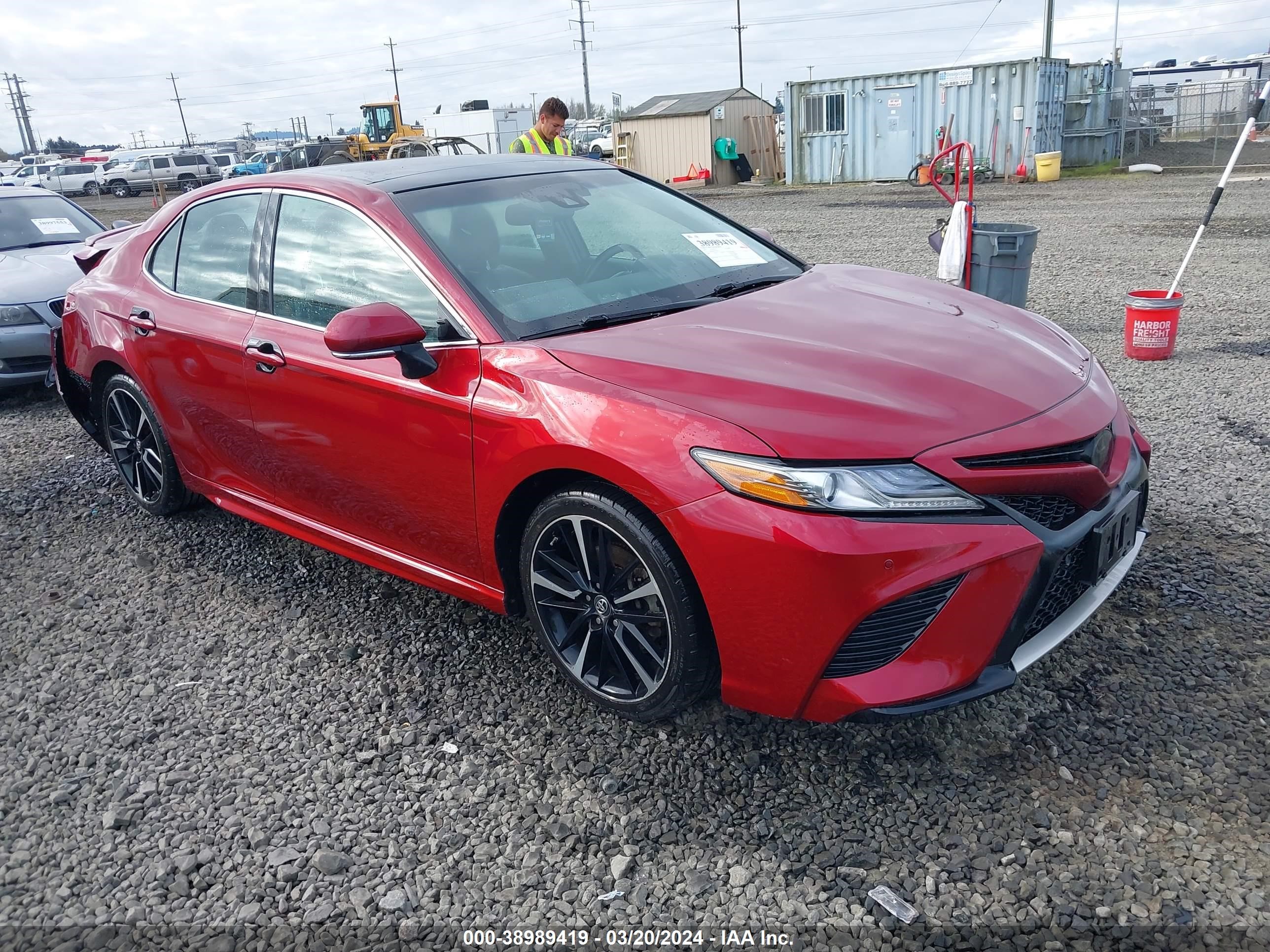 TOYOTA CAMRY 2018 4t1b61hk9ju592524