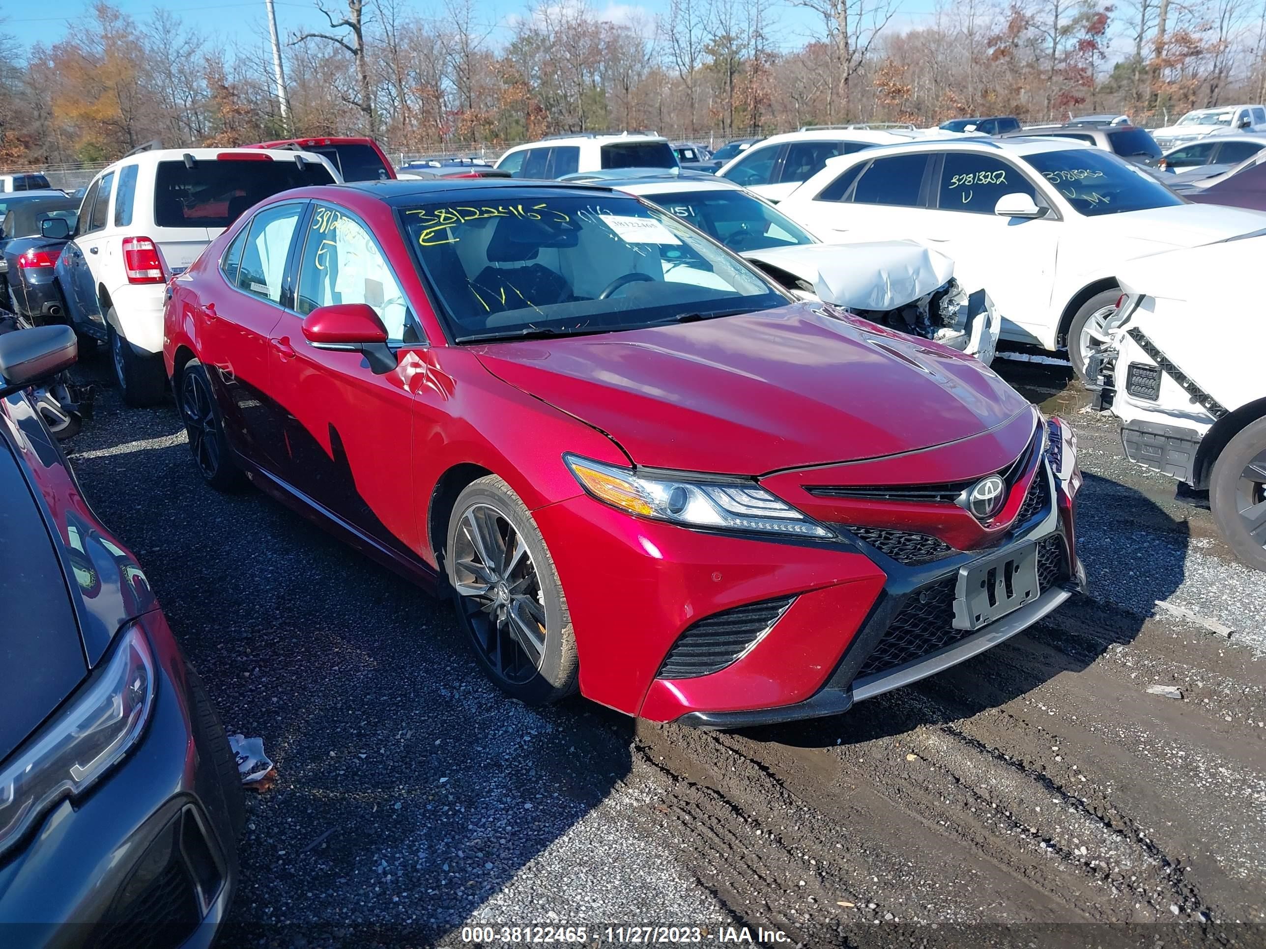 TOYOTA CAMRY 2018 4t1b61hk9ju660336