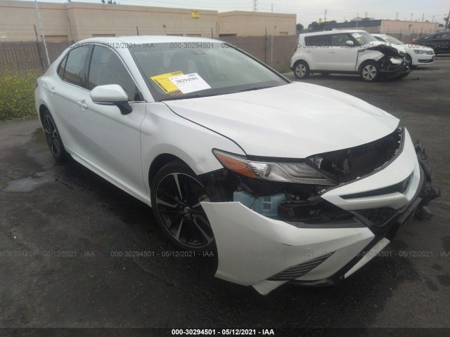 TOYOTA CAMRY 2018 4t1b61hkxju016697