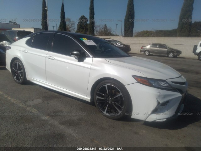 TOYOTA CAMRY 2018 4t1b61hkxju081131