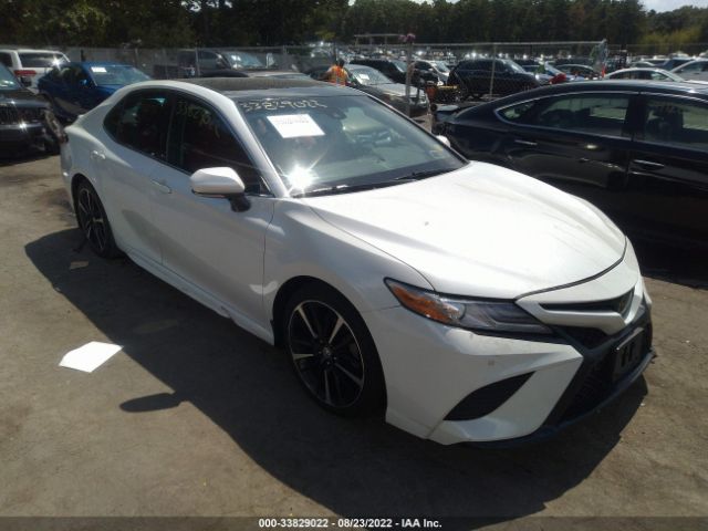 TOYOTA CAMRY 2018 4t1b61hkxju089326