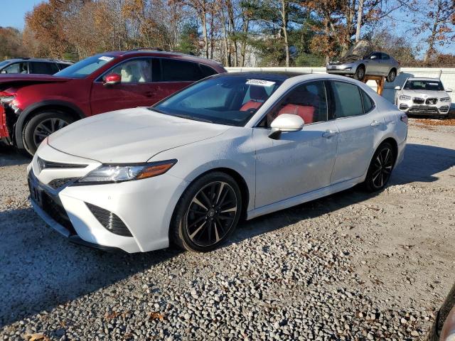 TOYOTA CAMRY 2018 4t1b61hkxju119733