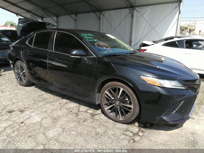 TOYOTA CAMRY 2018 4t1b61hkxju526189