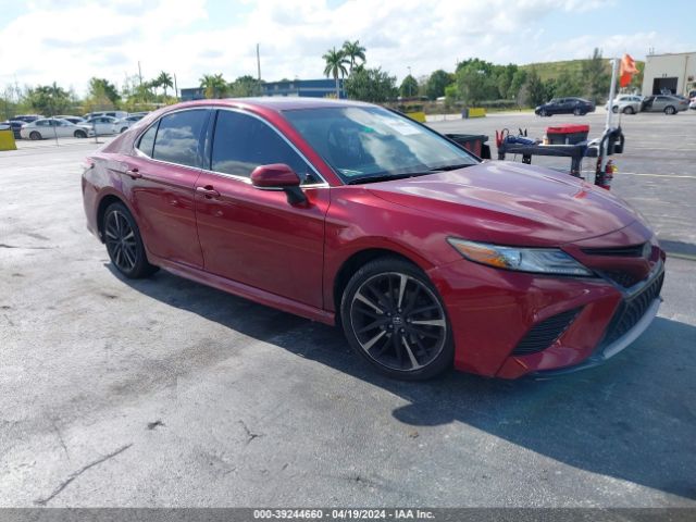 TOYOTA CAMRY 2018 4t1b61hkxju563985