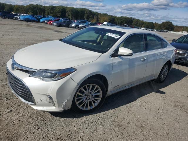 TOYOTA AVALON HYB 2018 4t1bd1eb4ju060530