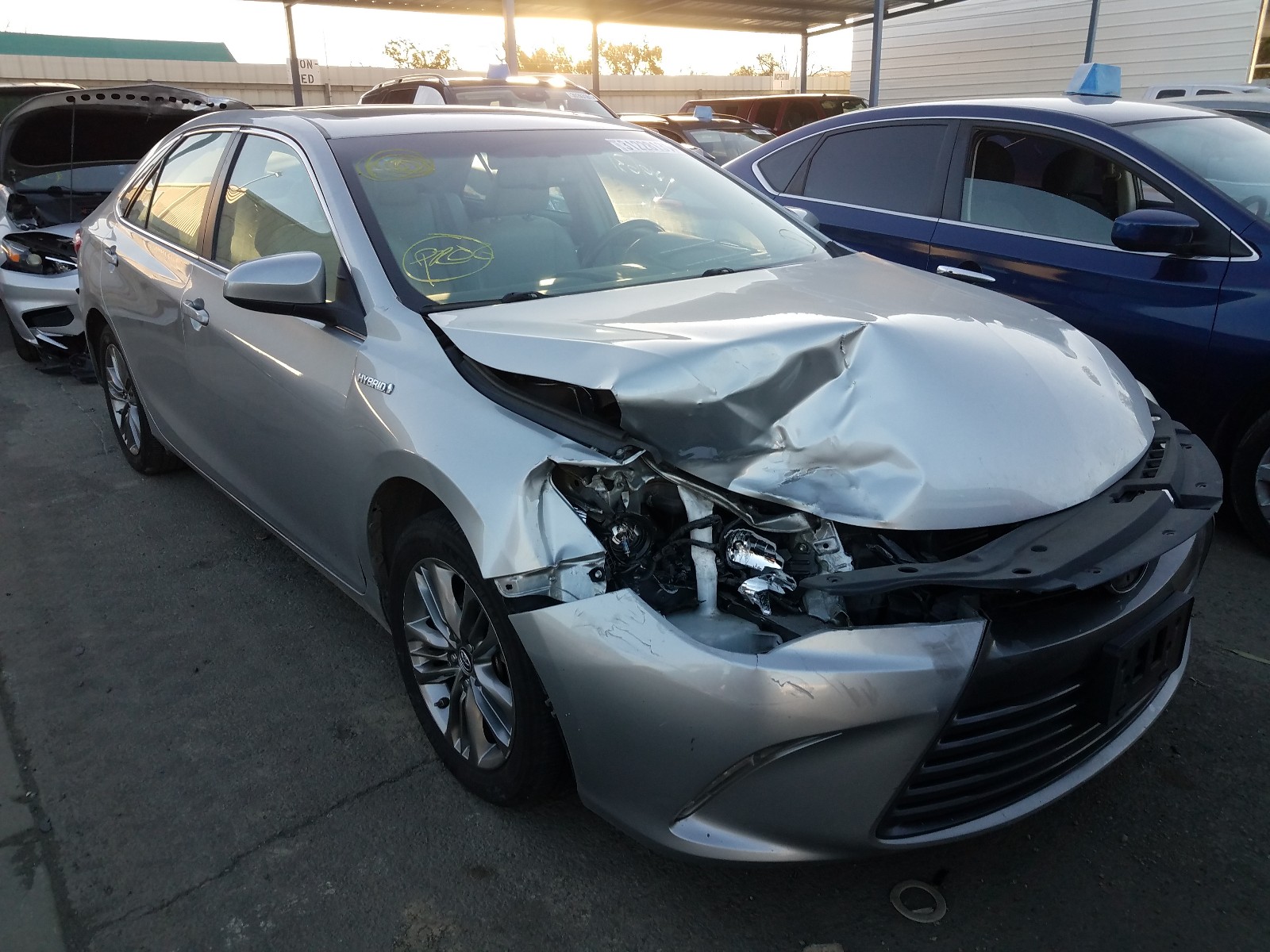 TOYOTA CAMRY HYBR 2016 4t1bd1fk2gu181225