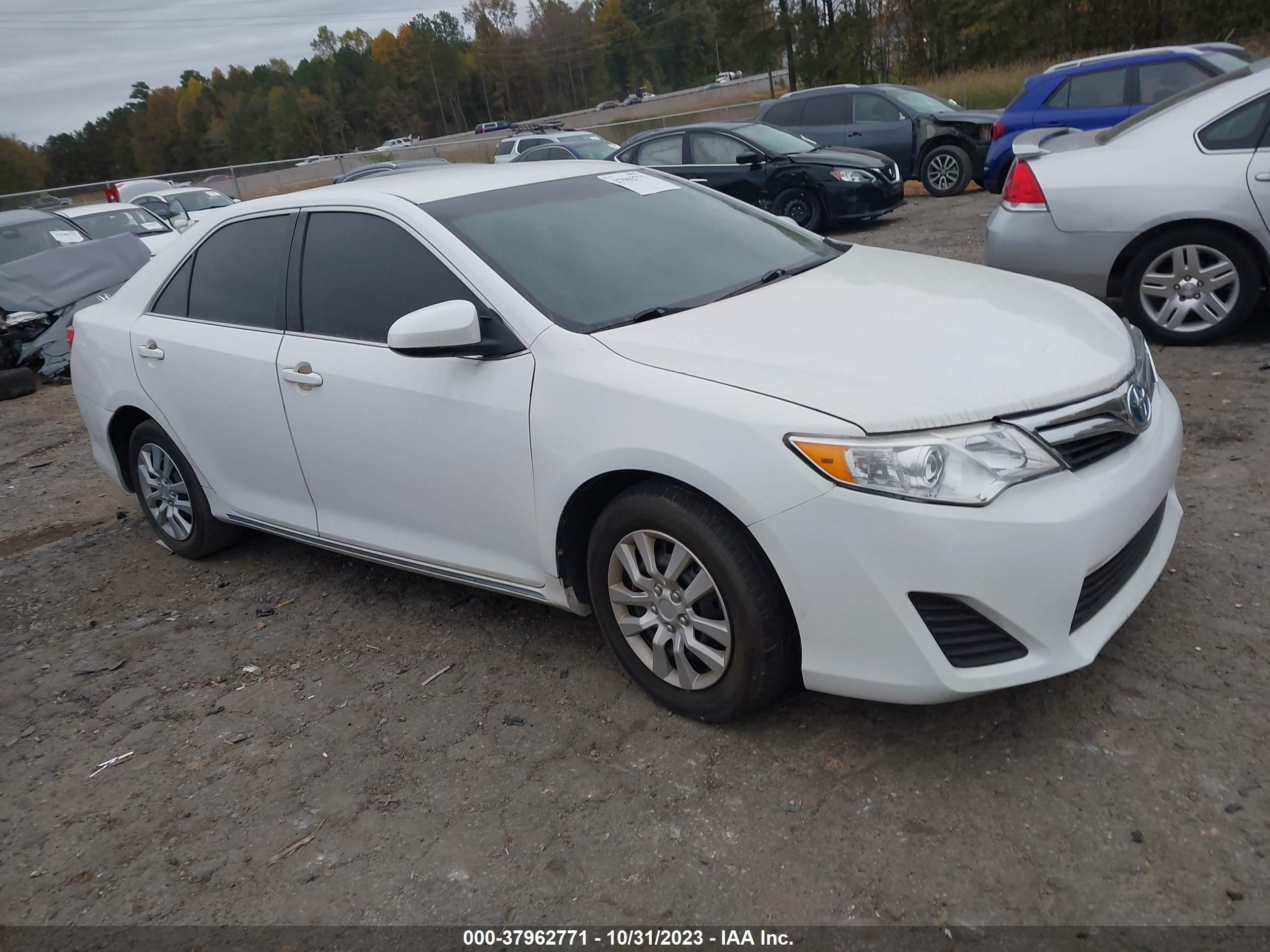 TOYOTA CAMRY HYBR 2014 4t1bd1fk7eu107540