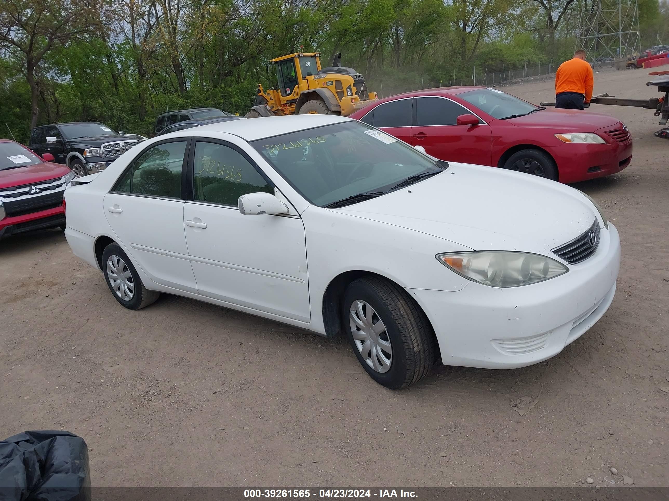 TOYOTA CAMRY 2005 4t1be30k05u021732