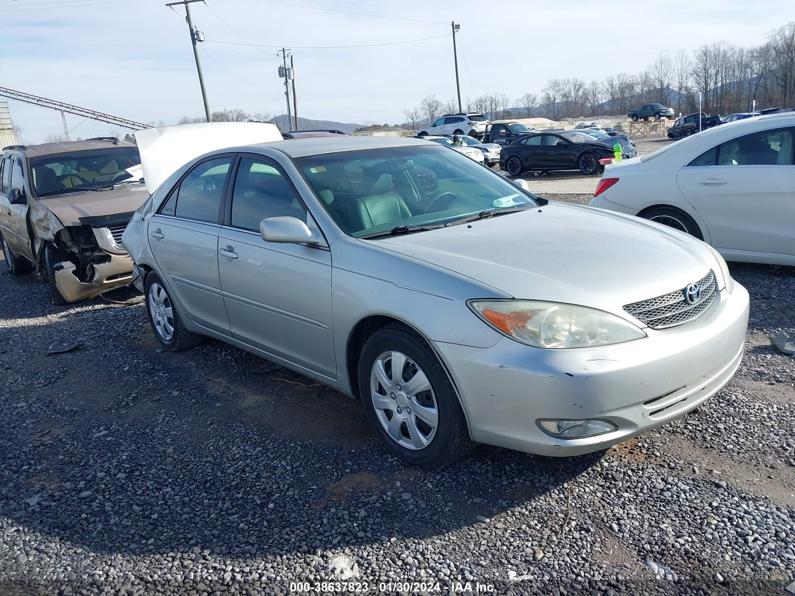 TOYOTA CAMRY 2003 4t1be30k13u253284