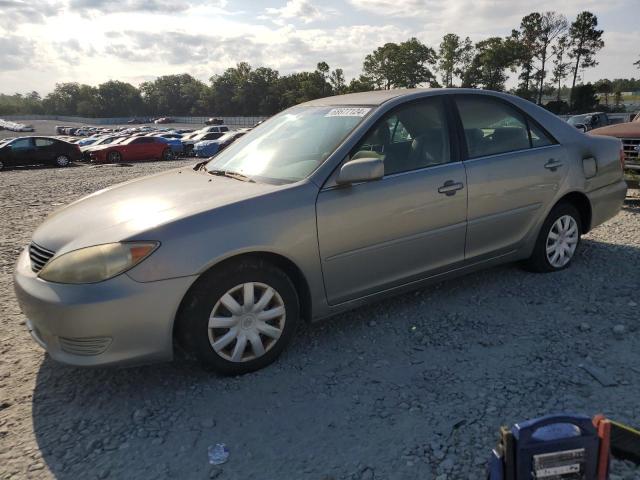 TOYOTA CAMRY LE 2005 4t1be30k15u601555