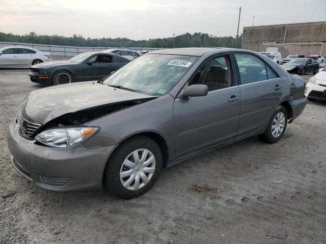 TOYOTA CAMRY LE 2005 4t1be30k15u942373