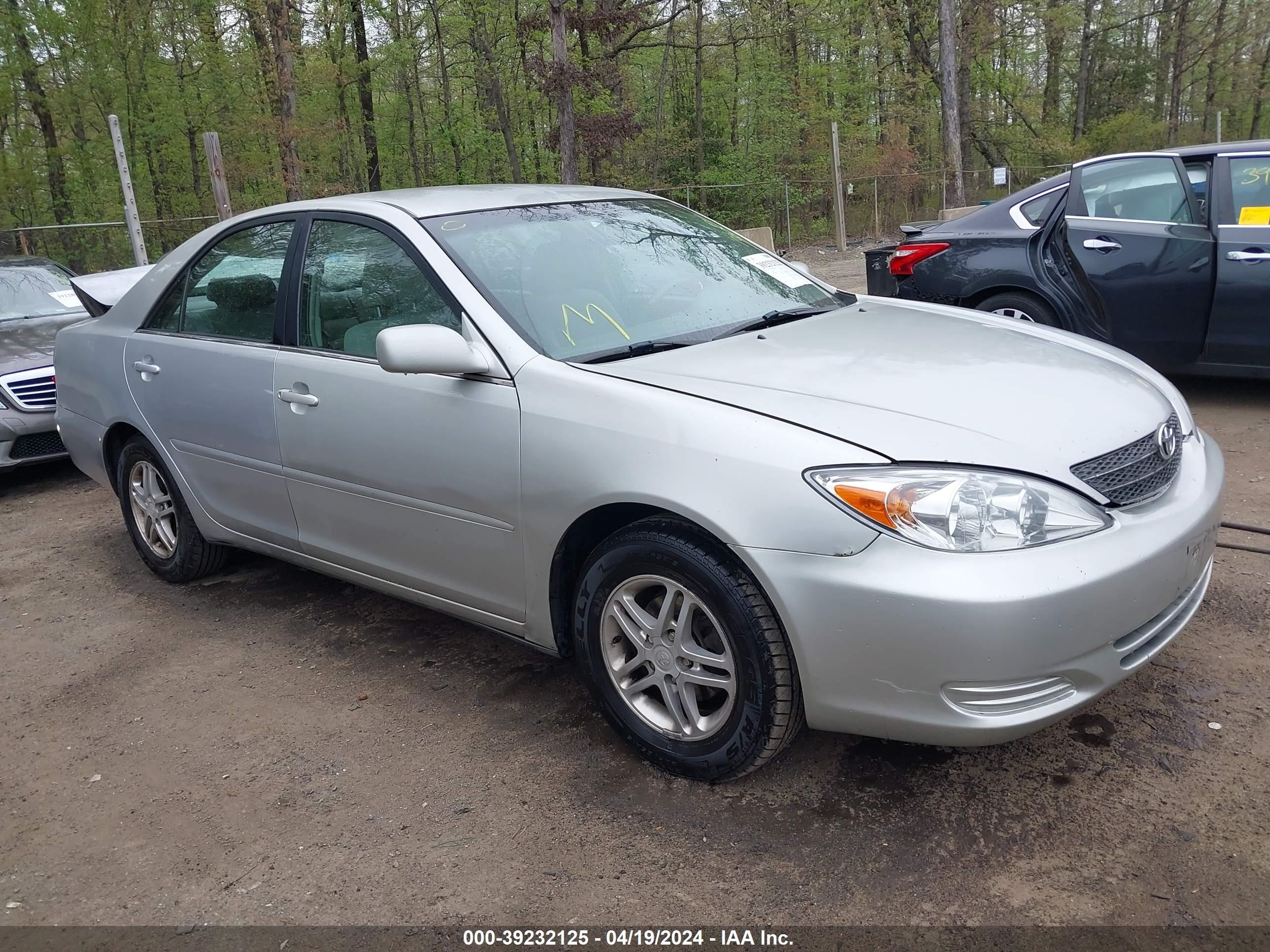 TOYOTA CAMRY 2003 4t1be30k23u729543