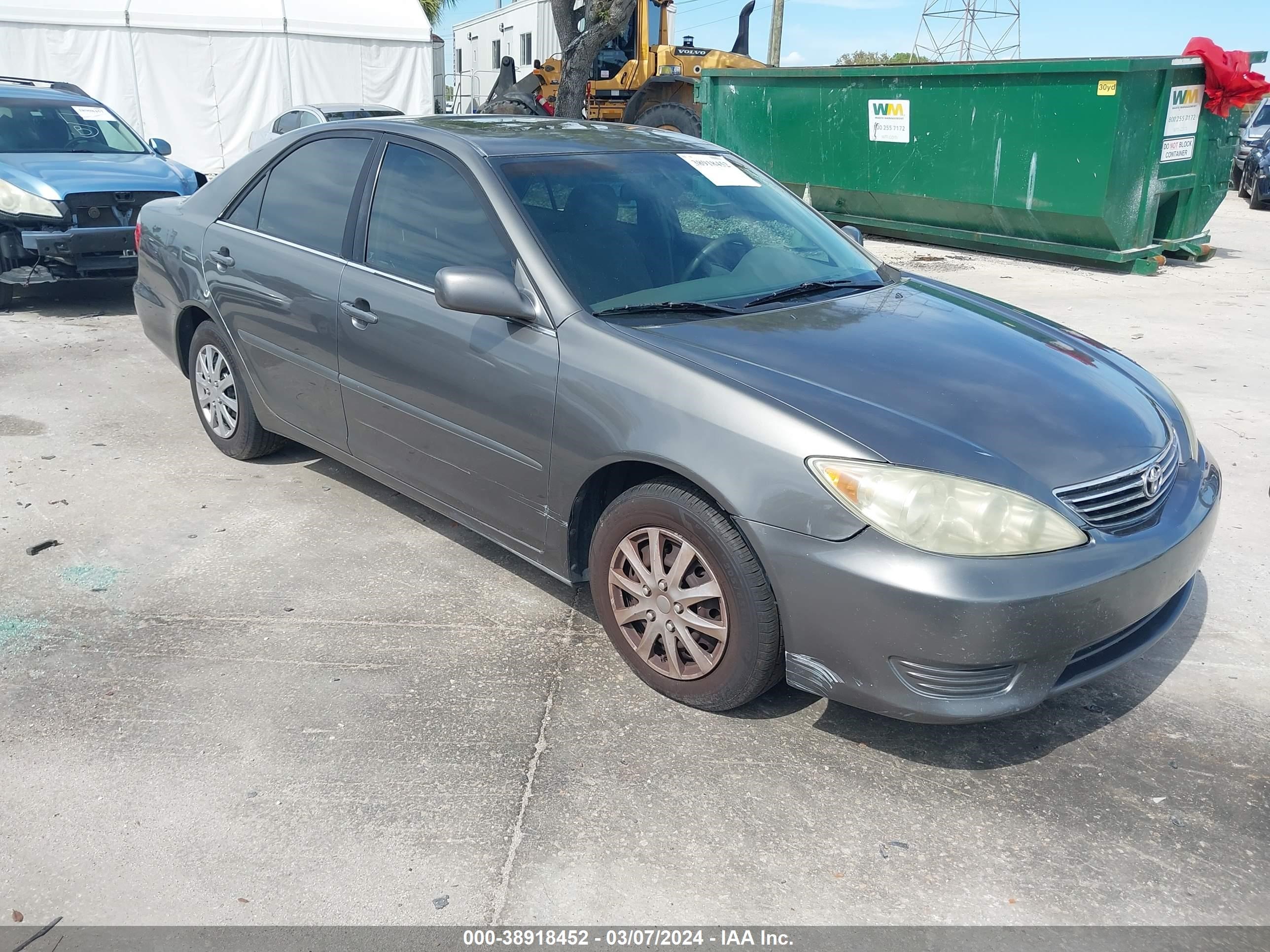 TOYOTA CAMRY 2005 4t1be30k25u539566