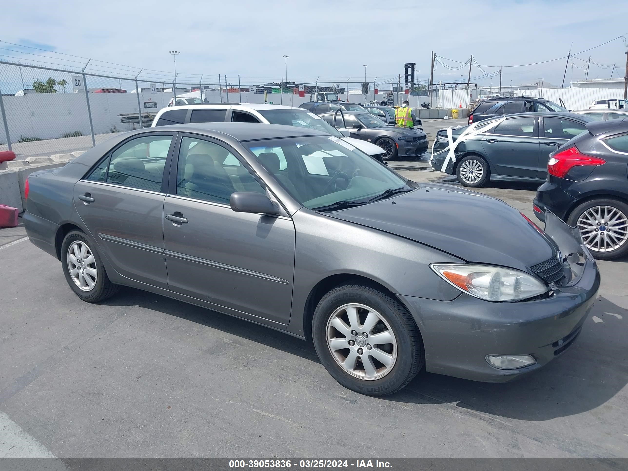 TOYOTA CAMRY 2003 4t1be30k33u723637