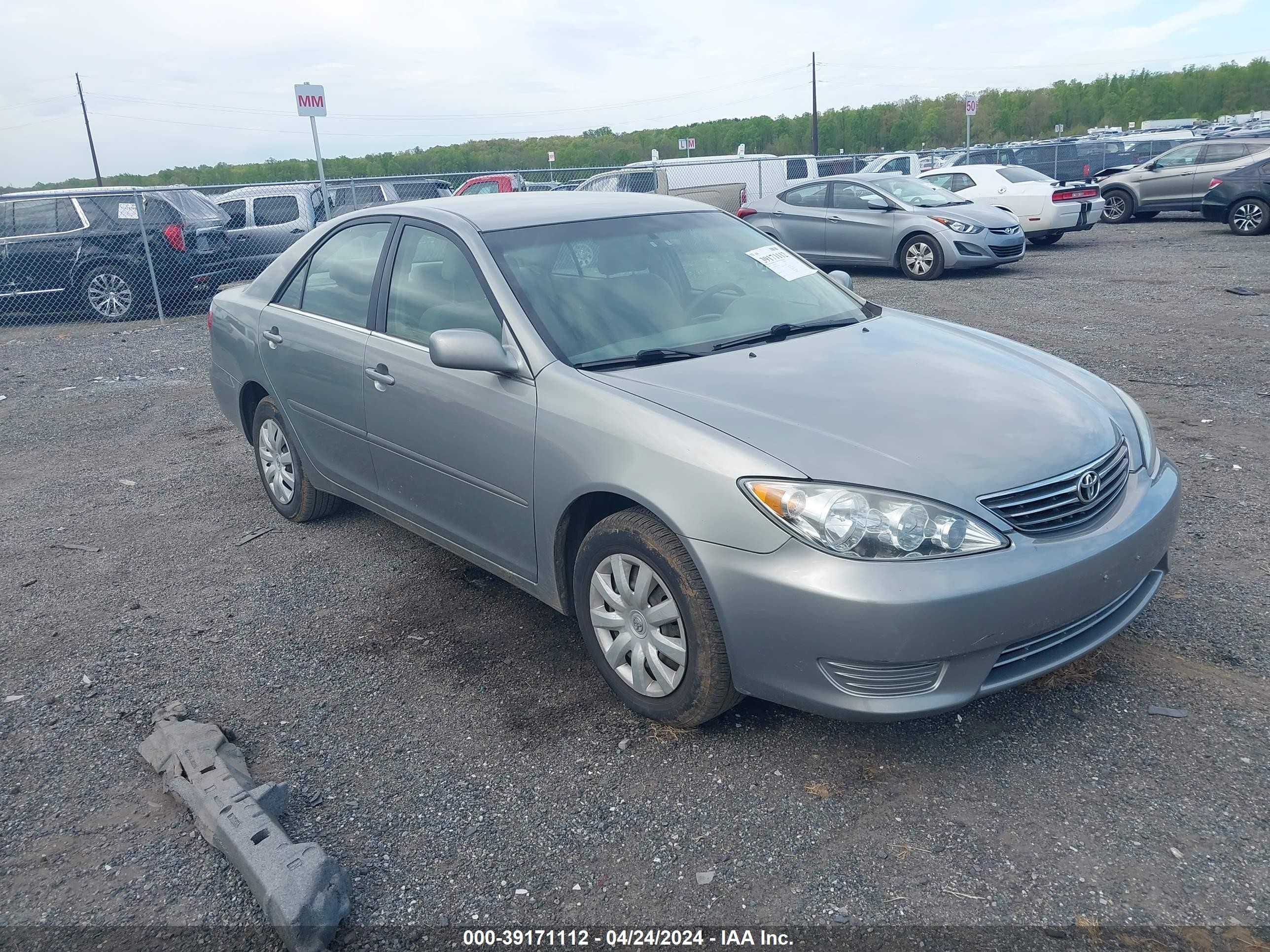 TOYOTA CAMRY 2005 4t1be30k35u553668