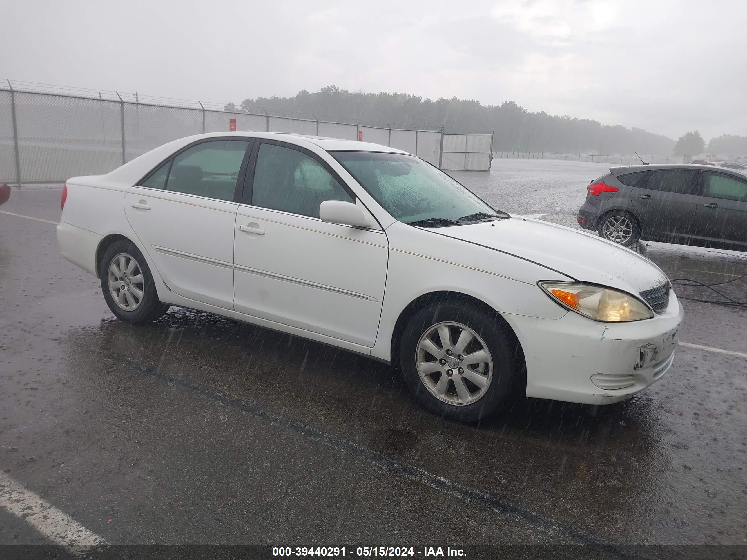 TOYOTA CAMRY 2002 4t1be30k42u062554