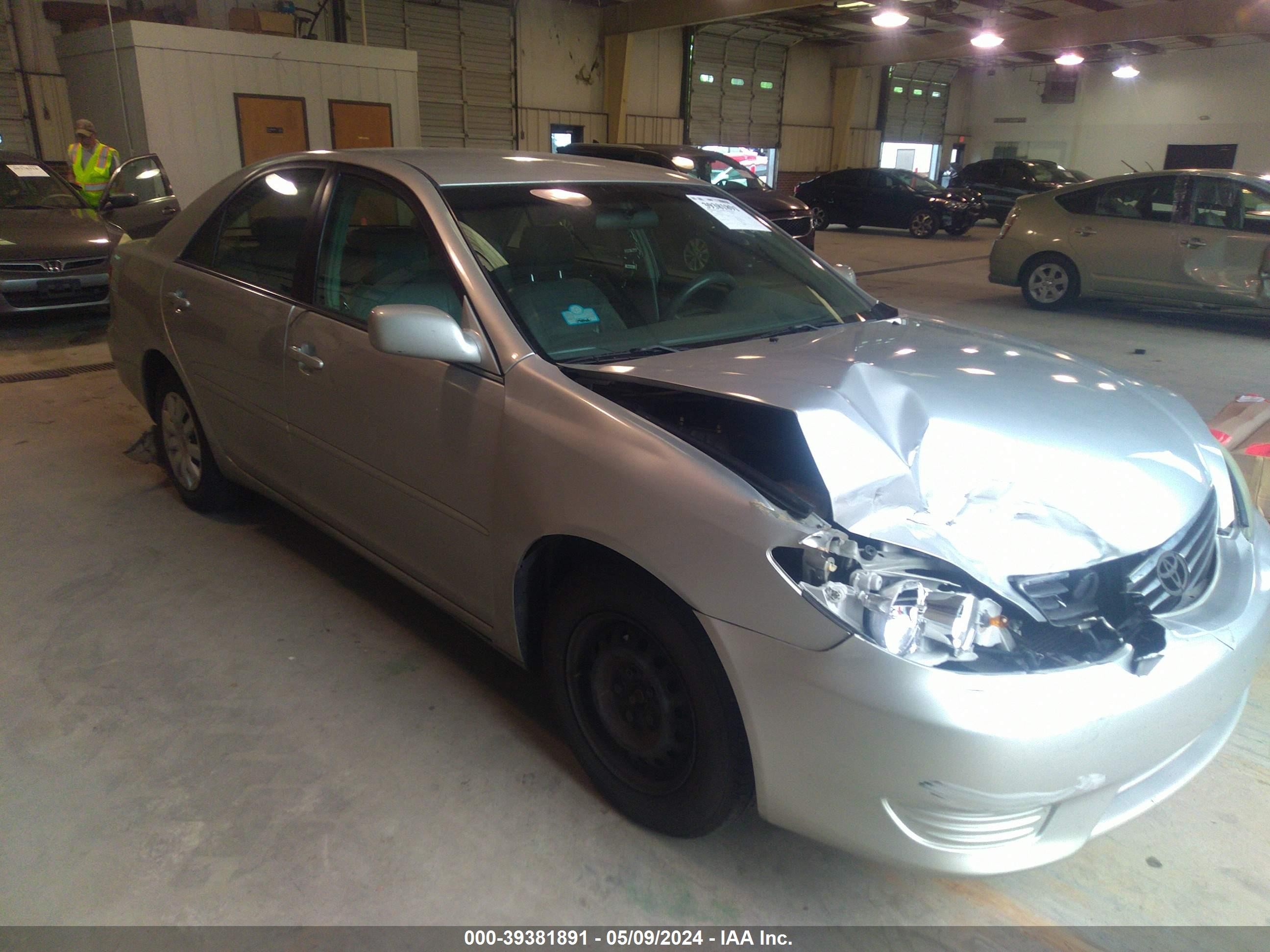 TOYOTA CAMRY 2005 4t1be30k45u058136