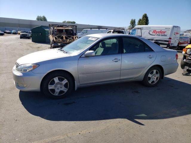 TOYOTA CAMRY LE 2005 4t1be30k45u549337