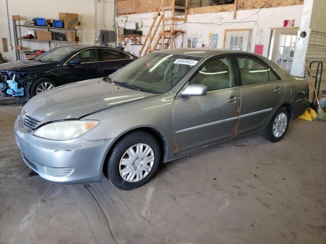 TOYOTA CAMRY LE 2005 4t1be30k55u640231