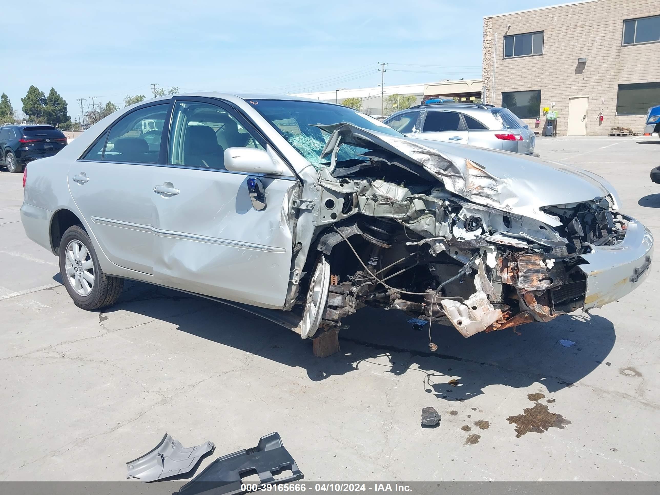 TOYOTA CAMRY 2004 4t1be30k64u909674