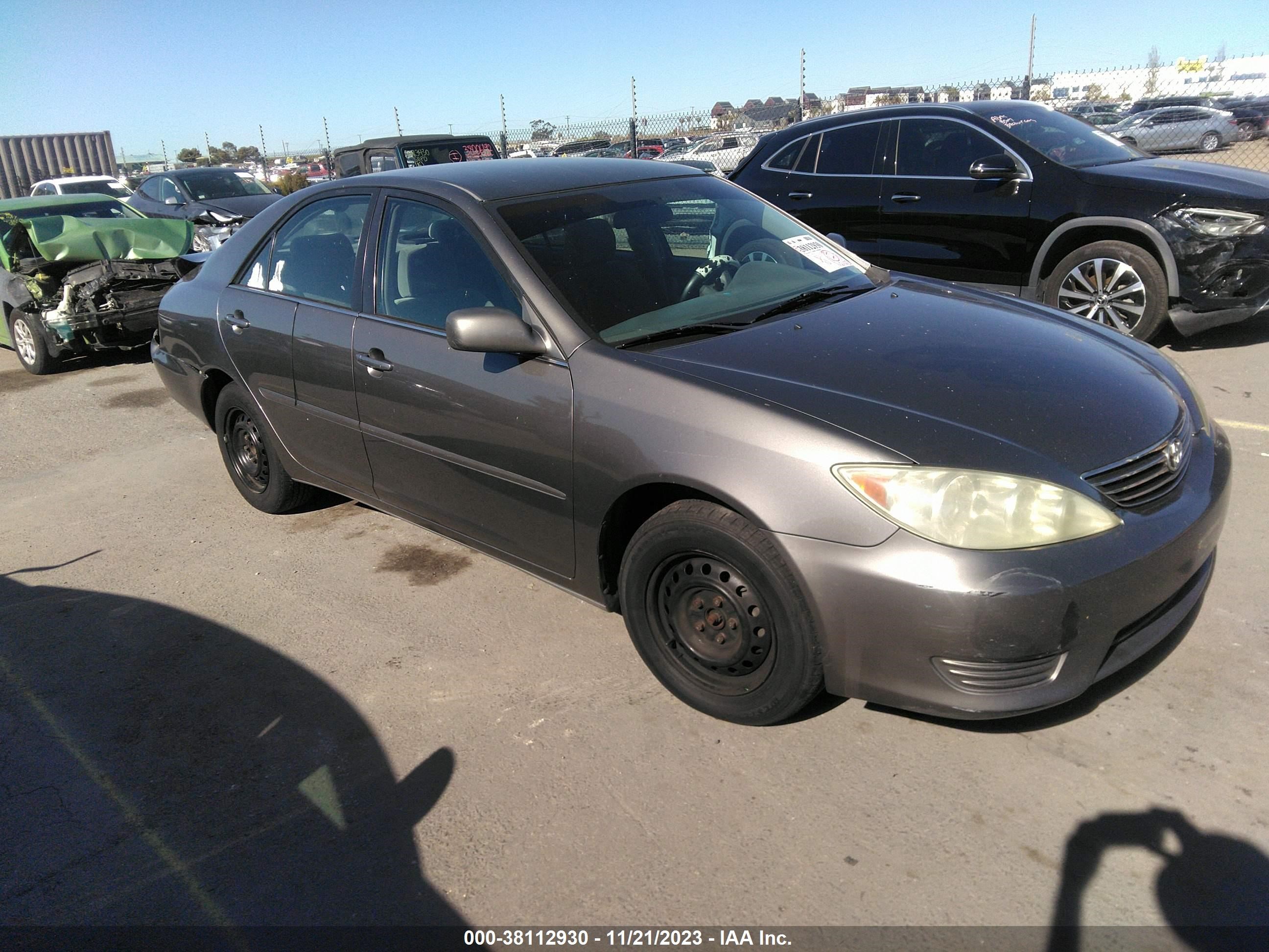 TOYOTA CAMRY 2005 4t1be30k65u520633